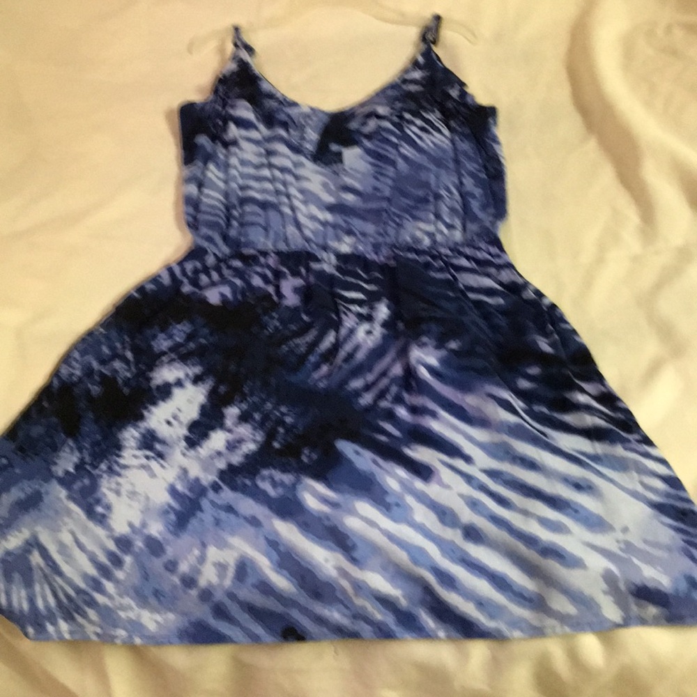 Women’s Summer dress - Picture 3 of 3